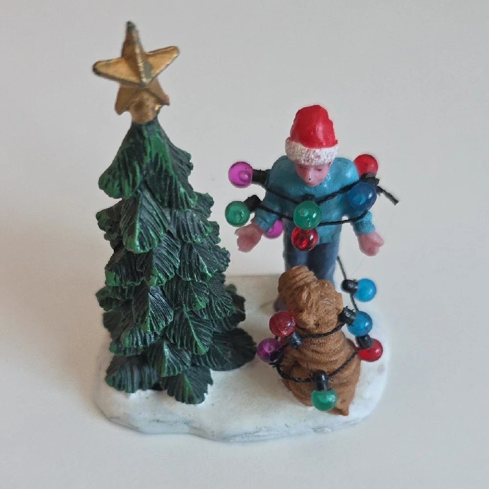 Lemax Christmas Village accessories